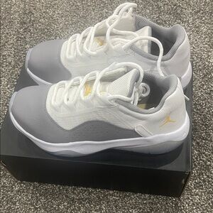 NIB Air Jordan 11 CMFT Low (GS) Sneakers